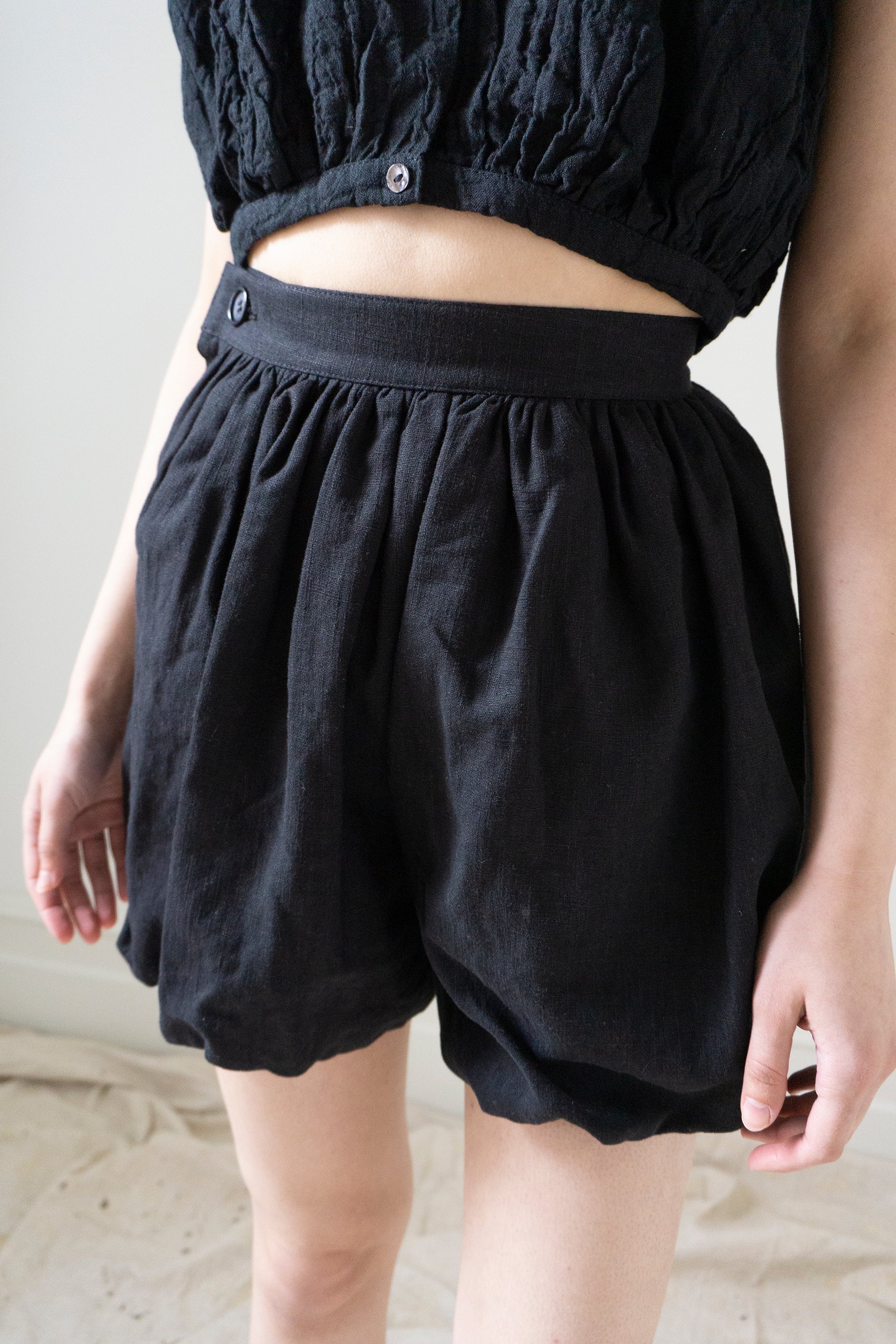 Alix Linen Shorts - Black