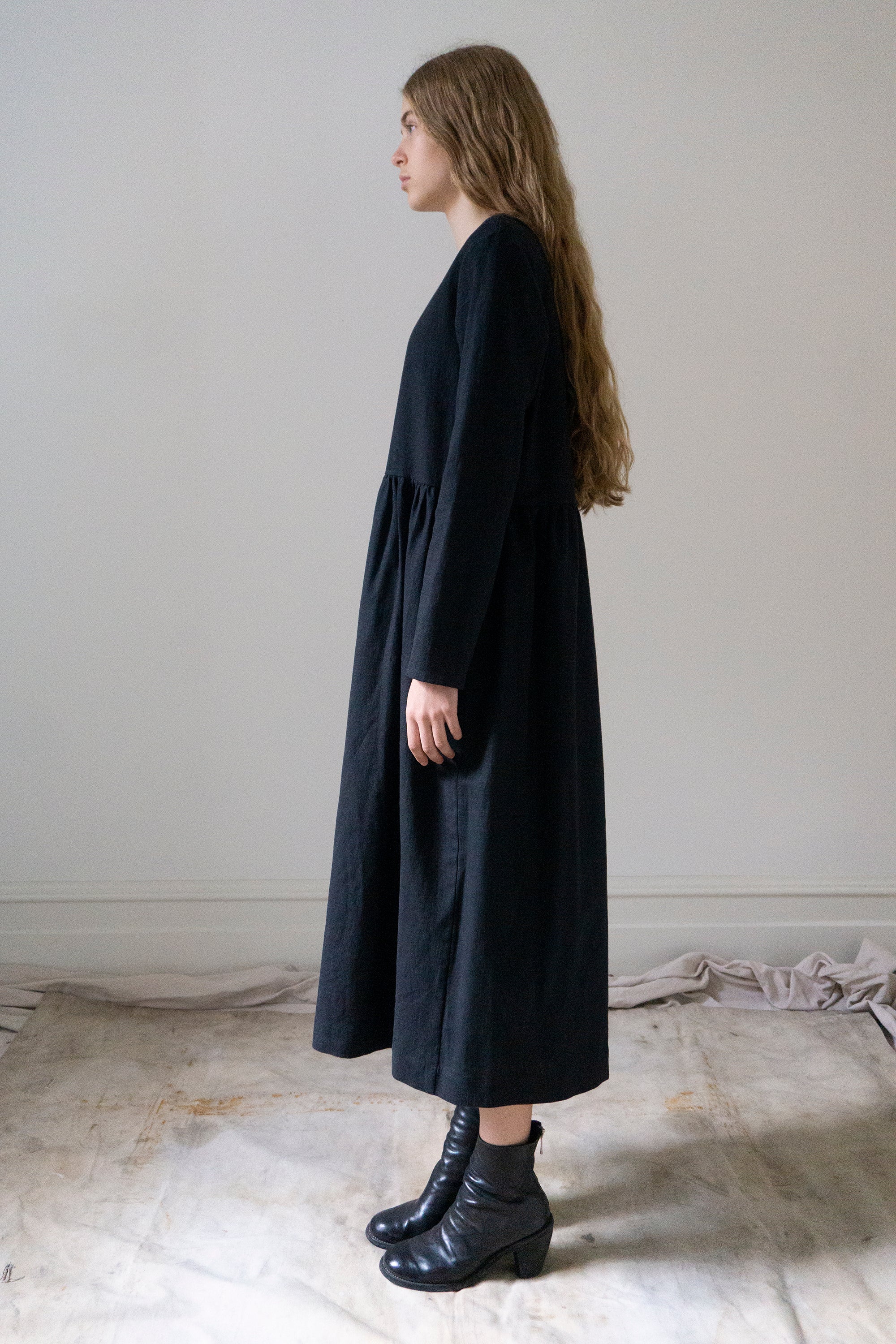 Alys Linen Dress - Black