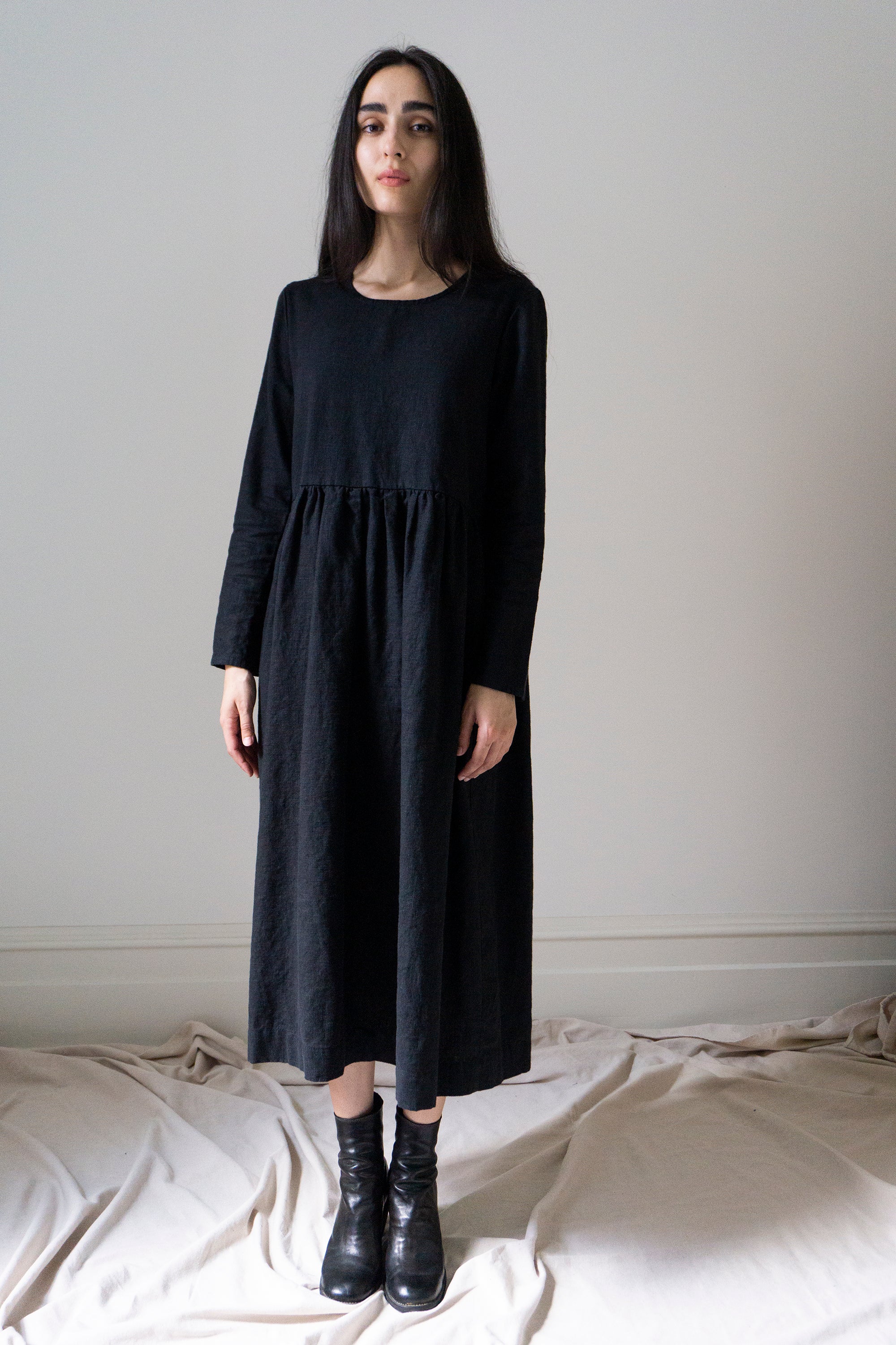 Alys Linen Dress - Black