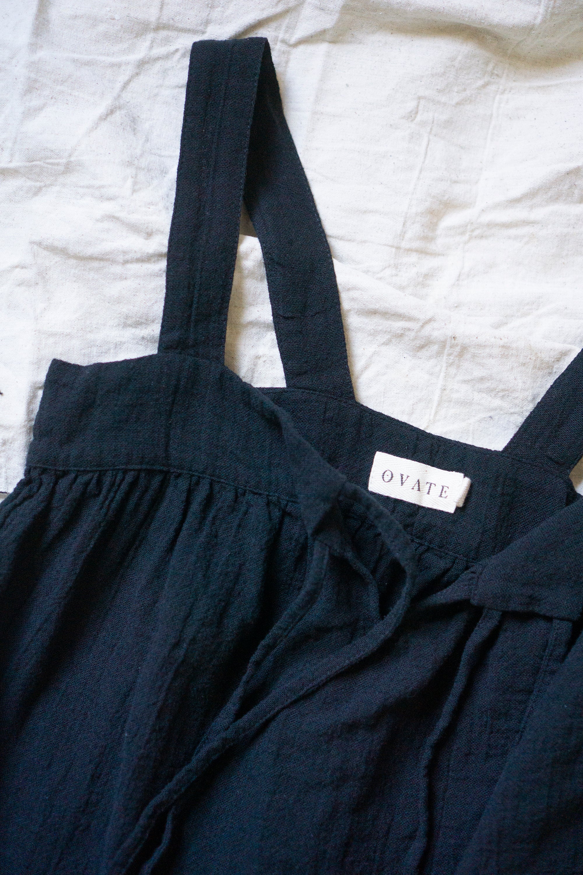 Claude Linen Top - Black (SIZE L)
