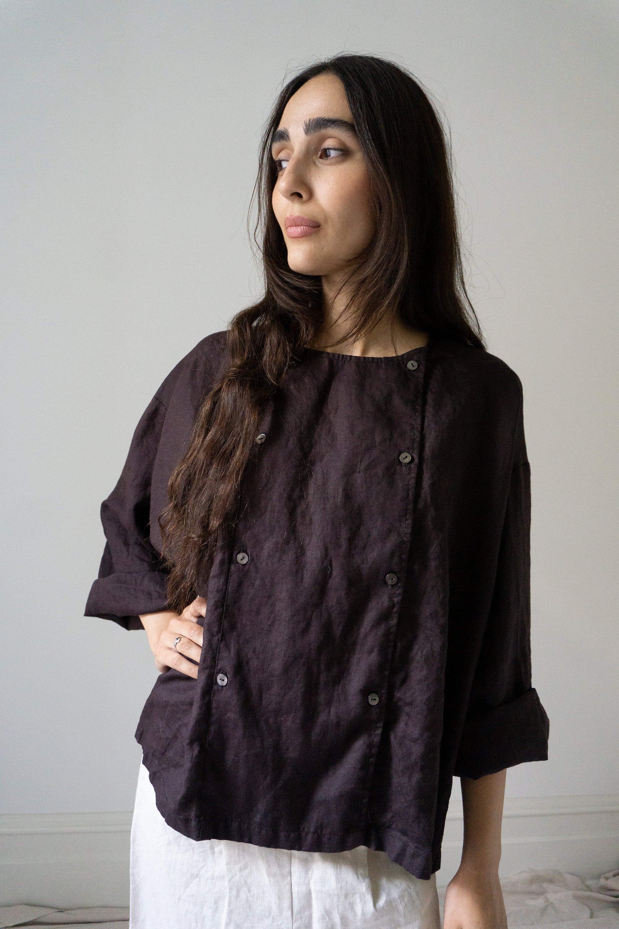 Emil Linen Shirt- Darkest Plum