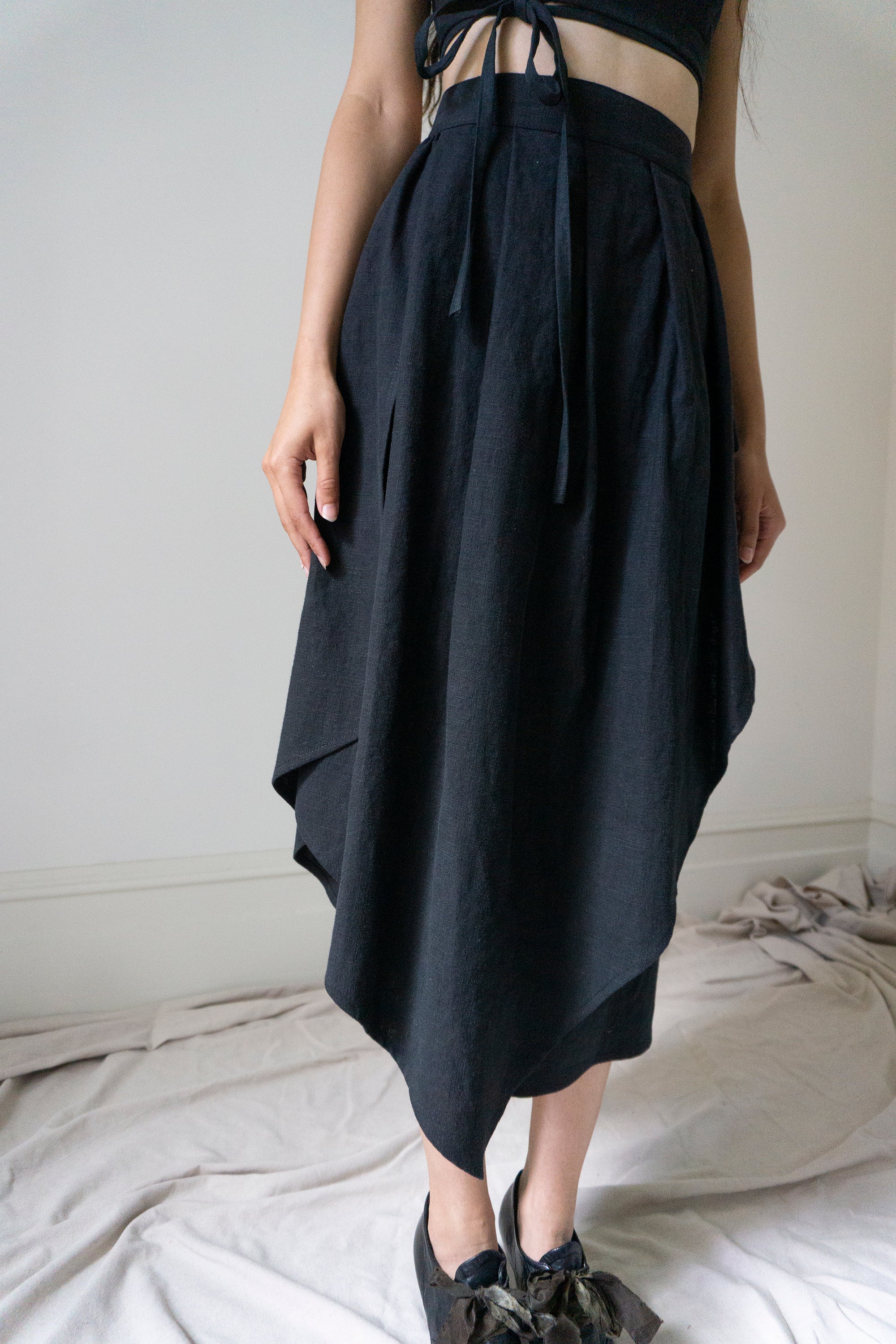 Fenna Linen Skirt- Black