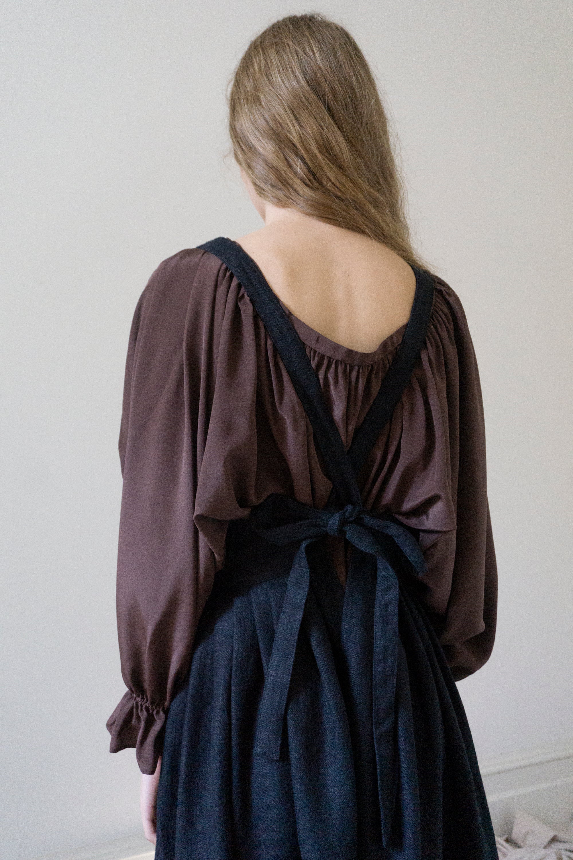Osa Pinafore - Black Linen