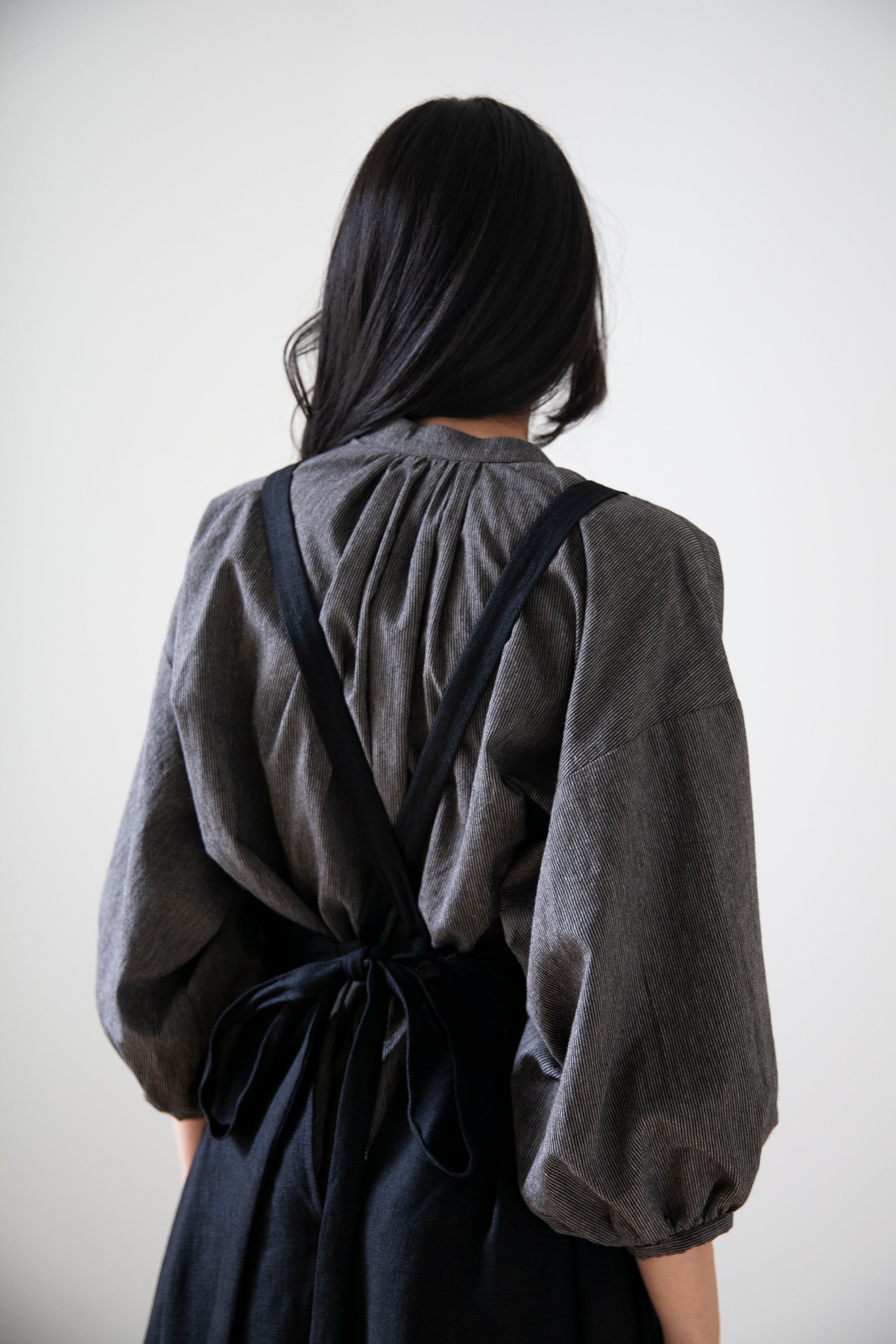 Osa Pinafore - Black Linen