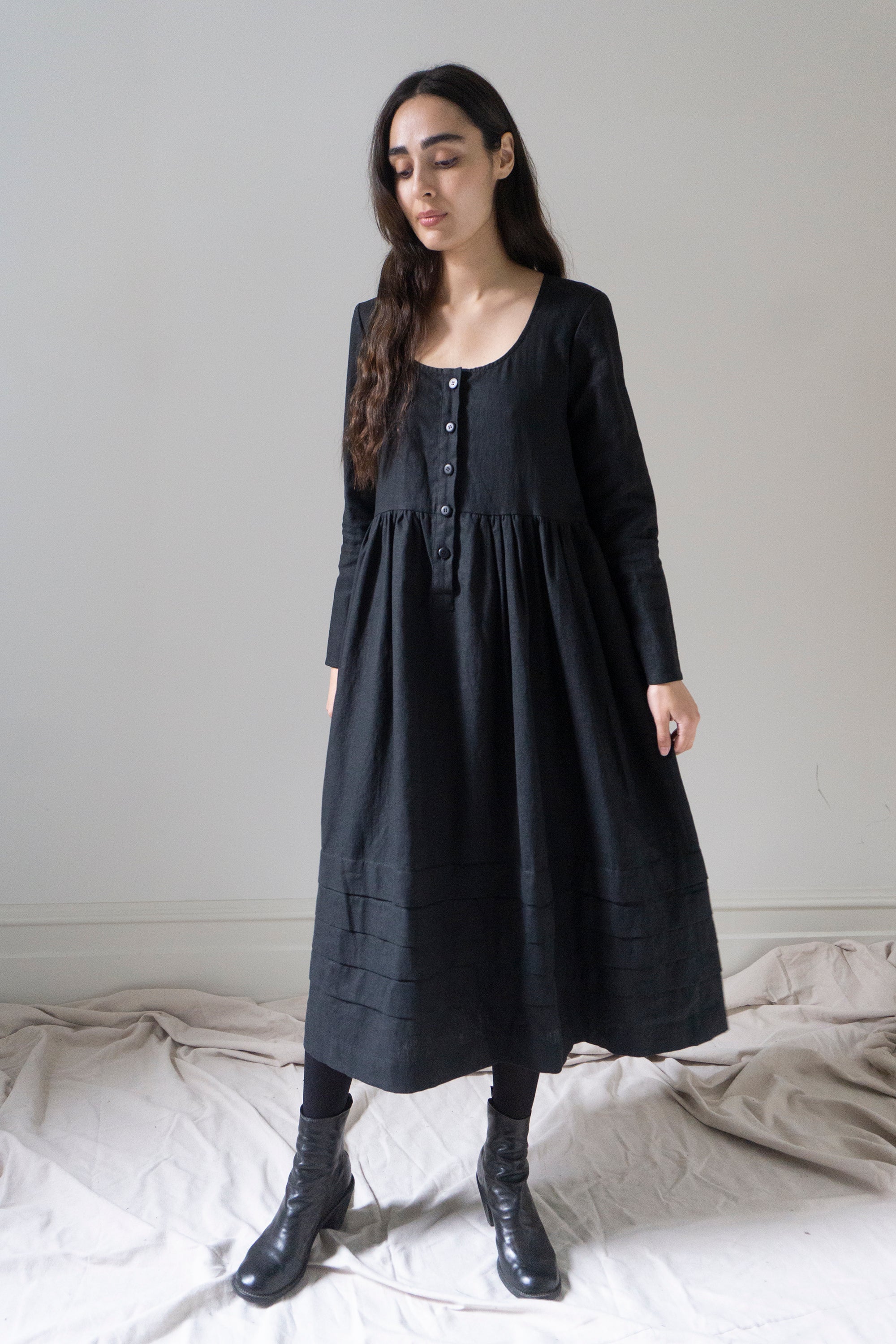 Mona Linen Dress - Black