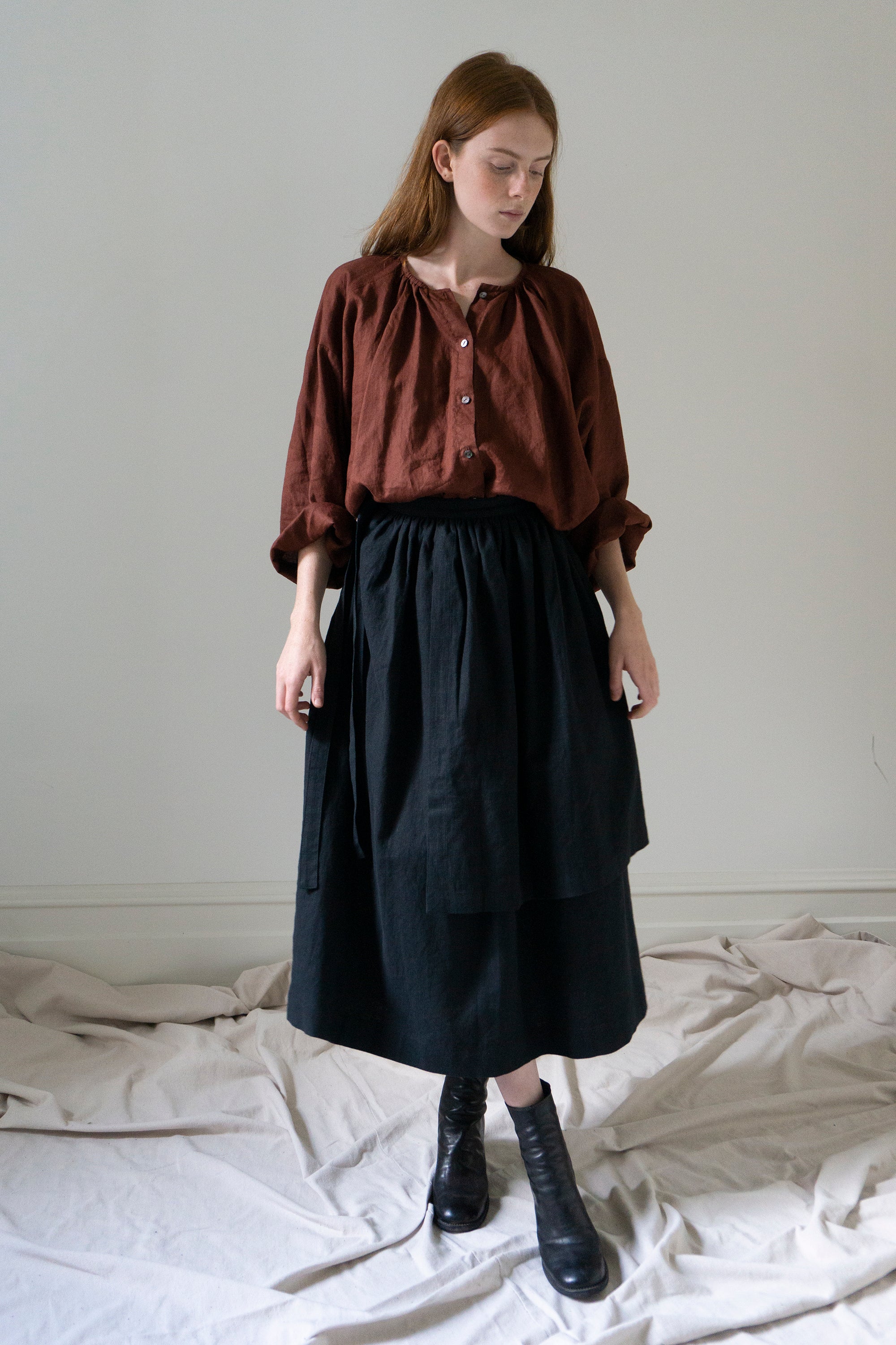 Sycamore Linen Shirt- Dark Pomegranate