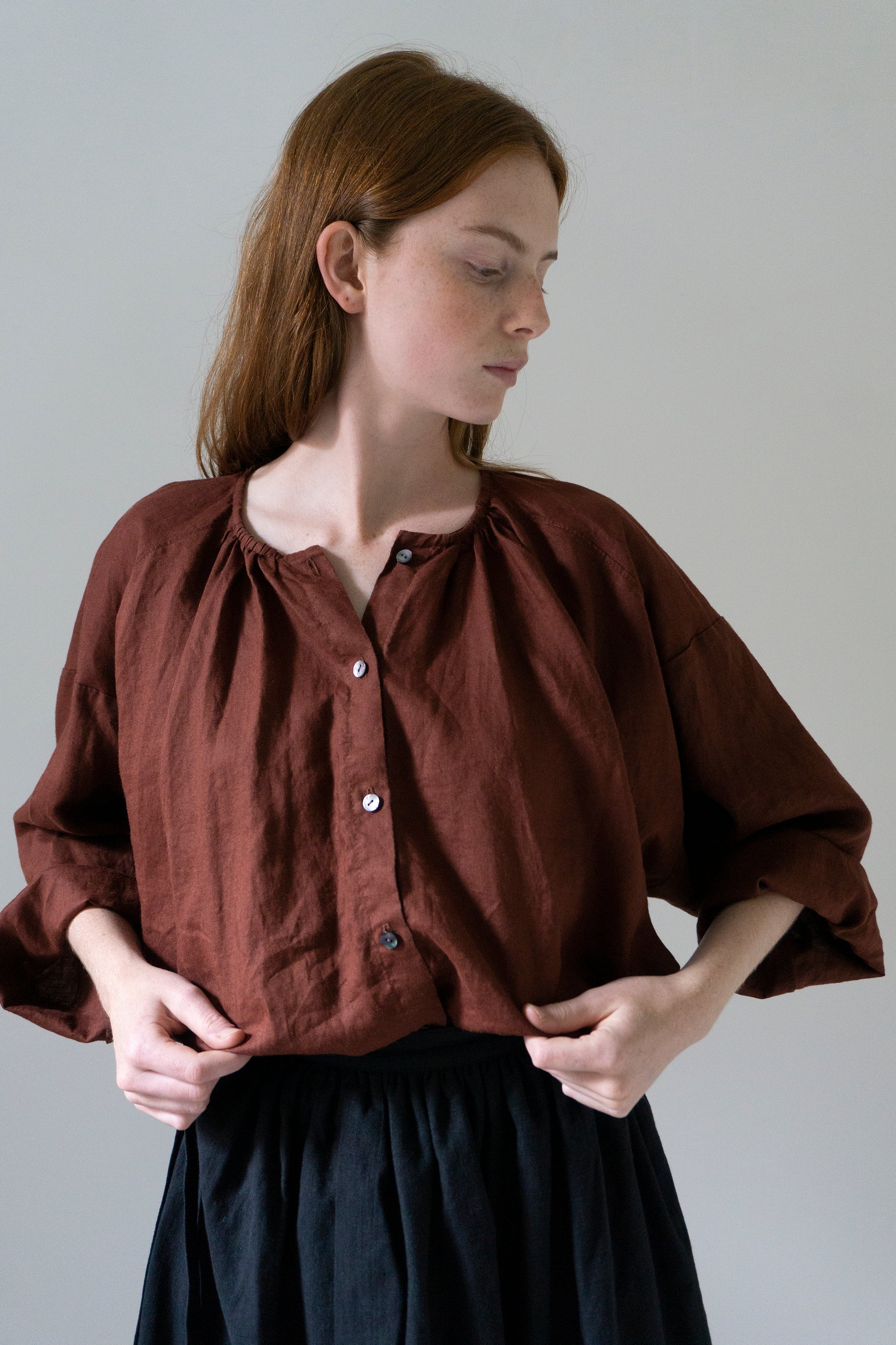 Sycamore Linen Shirt- Dark Pomegranate