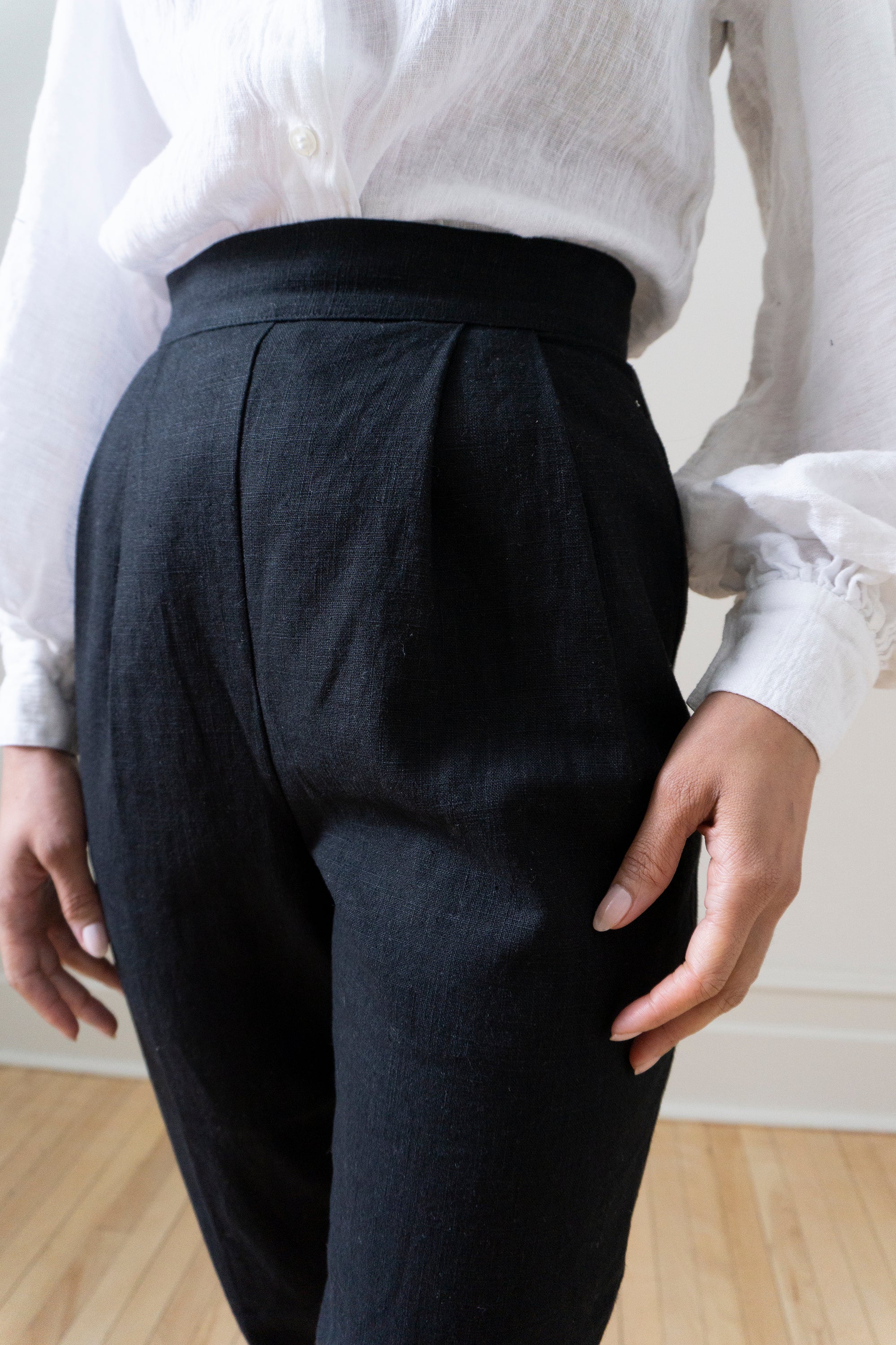 Simone Linen Trousers - Black (SIZE XS)
