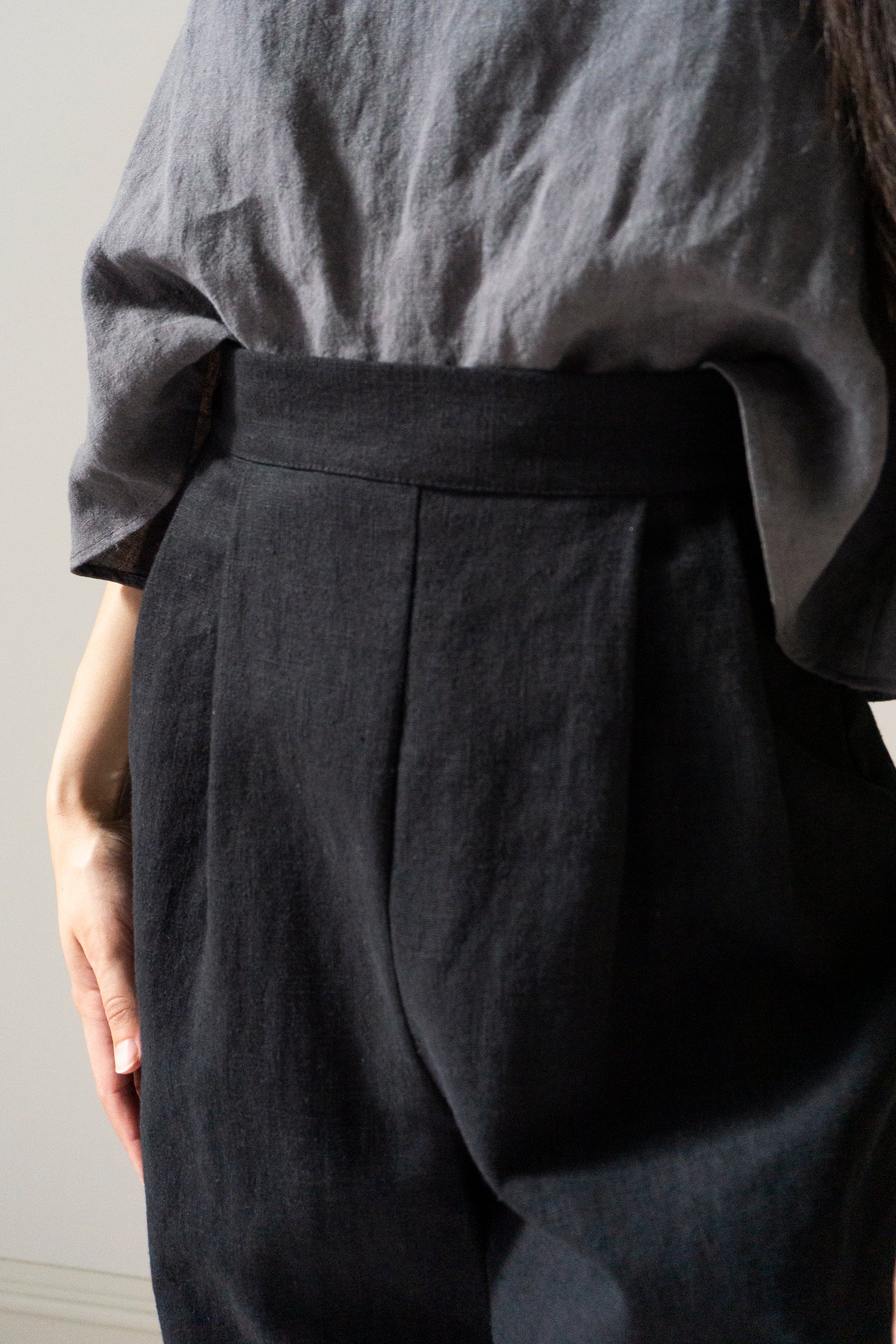 Simone Linen Trousers - Black (SIZE XS)