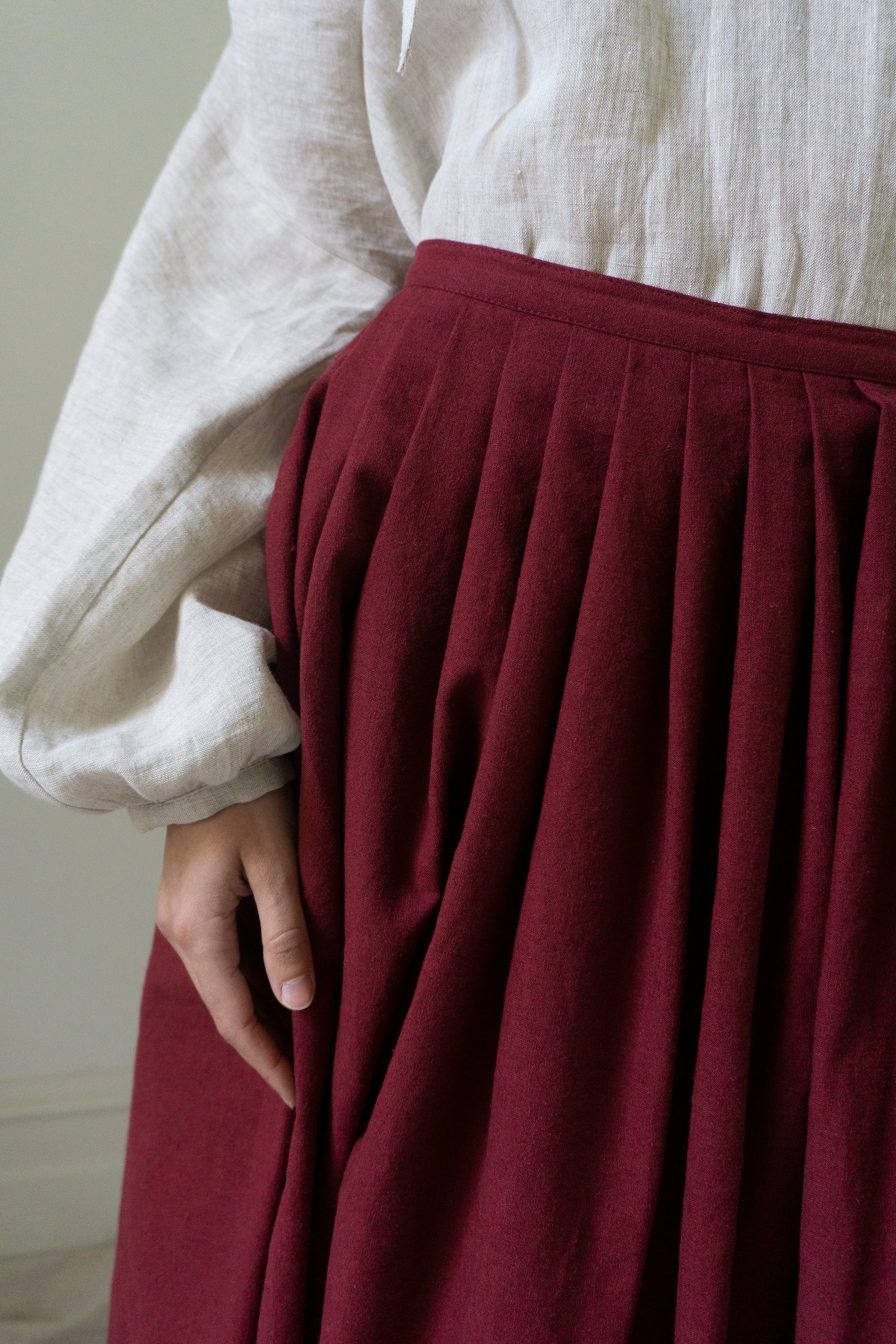 Elleri Apron Skirt - Dark Red