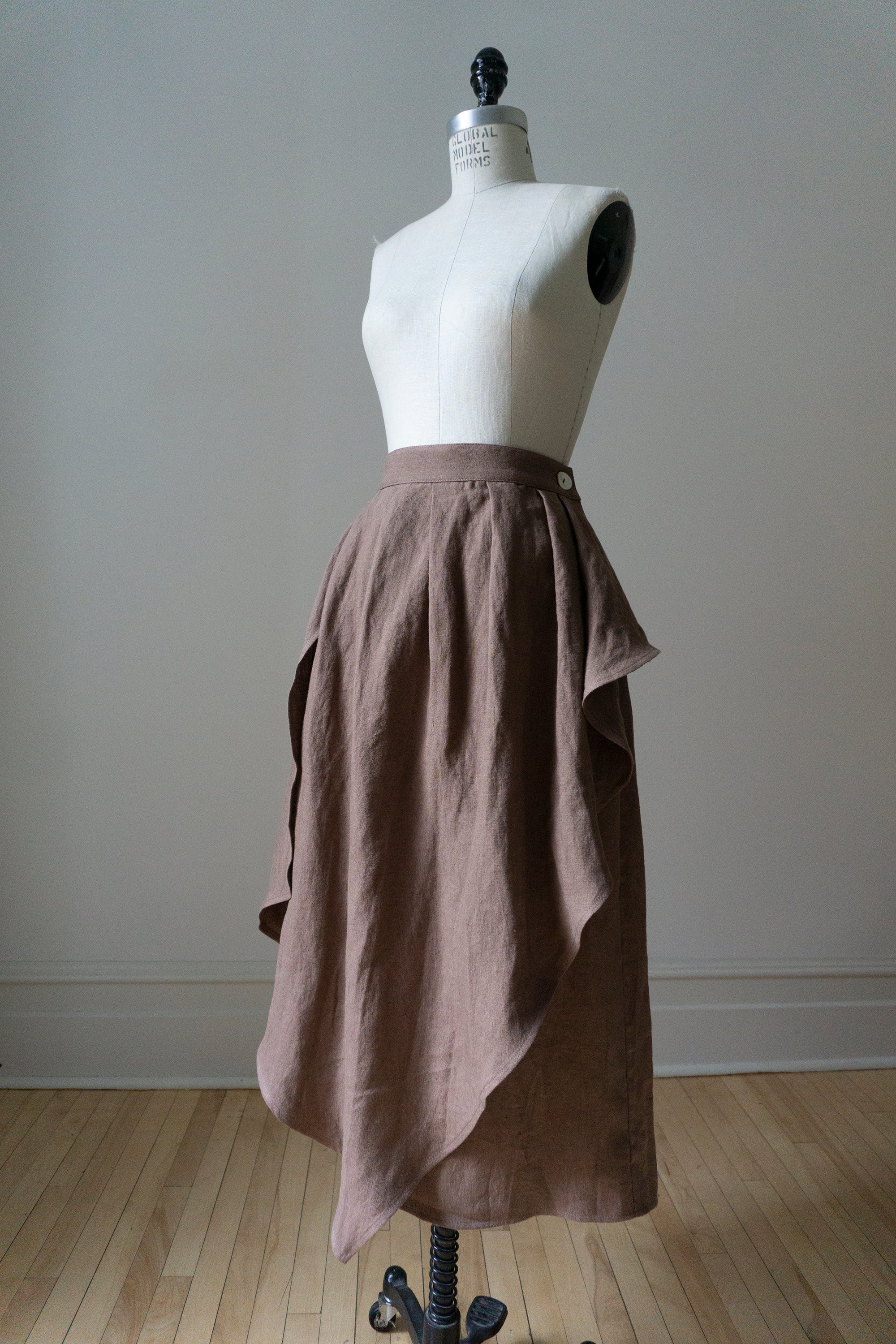 Fenna Linen Skirt- Bramble (SIZE S,L)