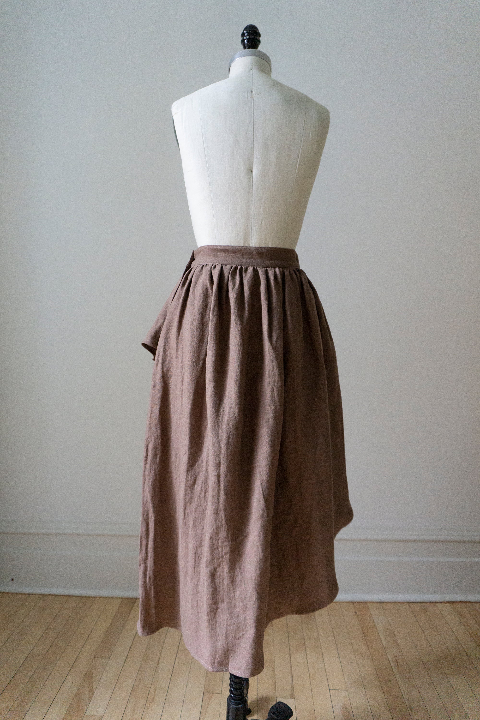 Fenna Linen Skirt- Bramble (SIZE S,L)