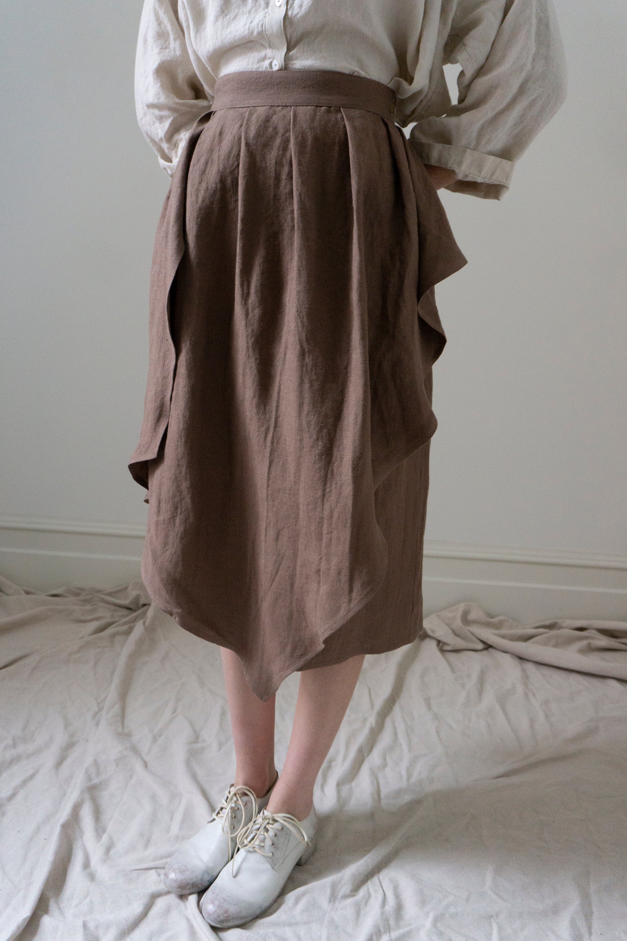 Fenna Linen Skirt- Bramble (SIZE S,L)