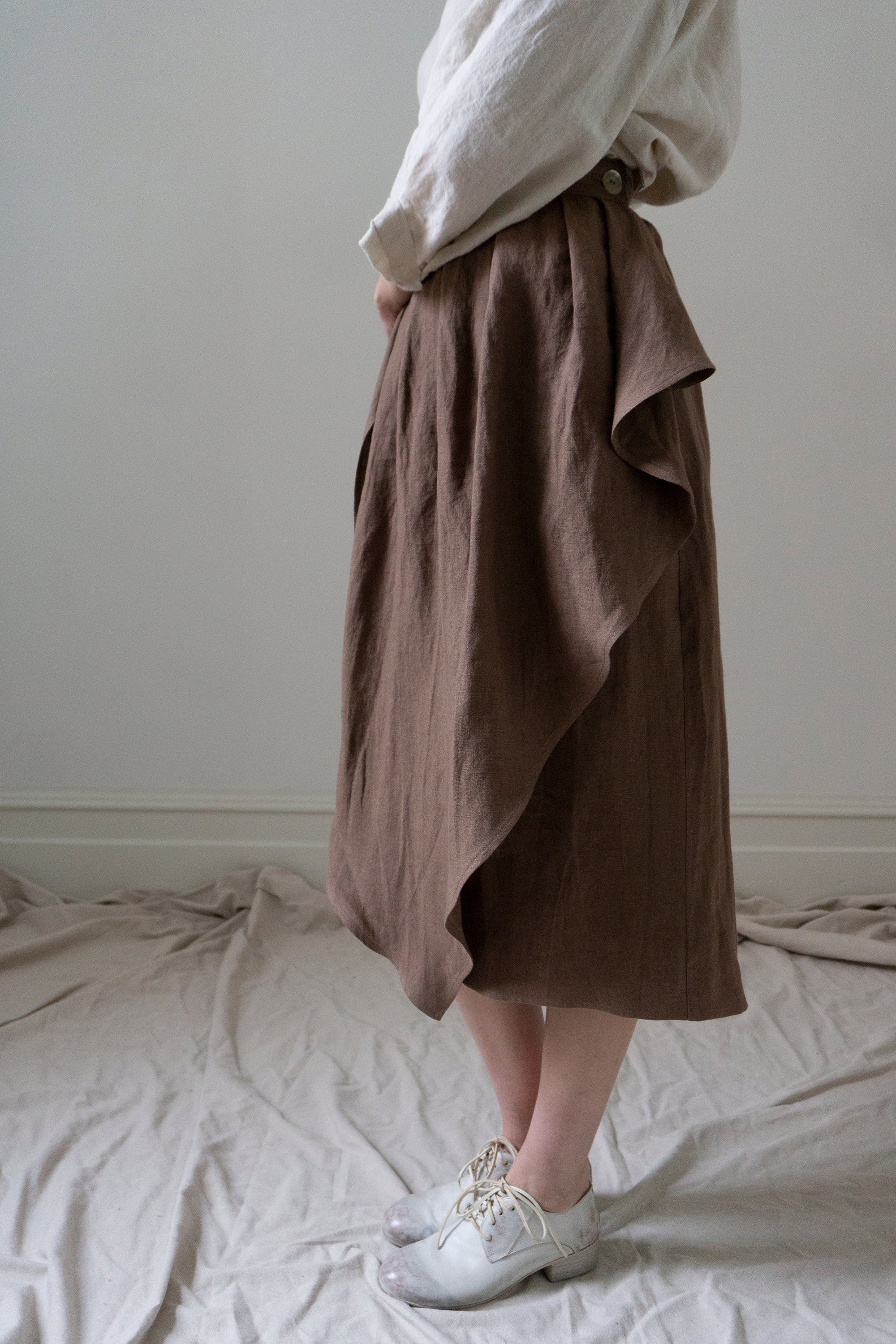 Fenna Linen Skirt- Bramble (SIZE S,L)