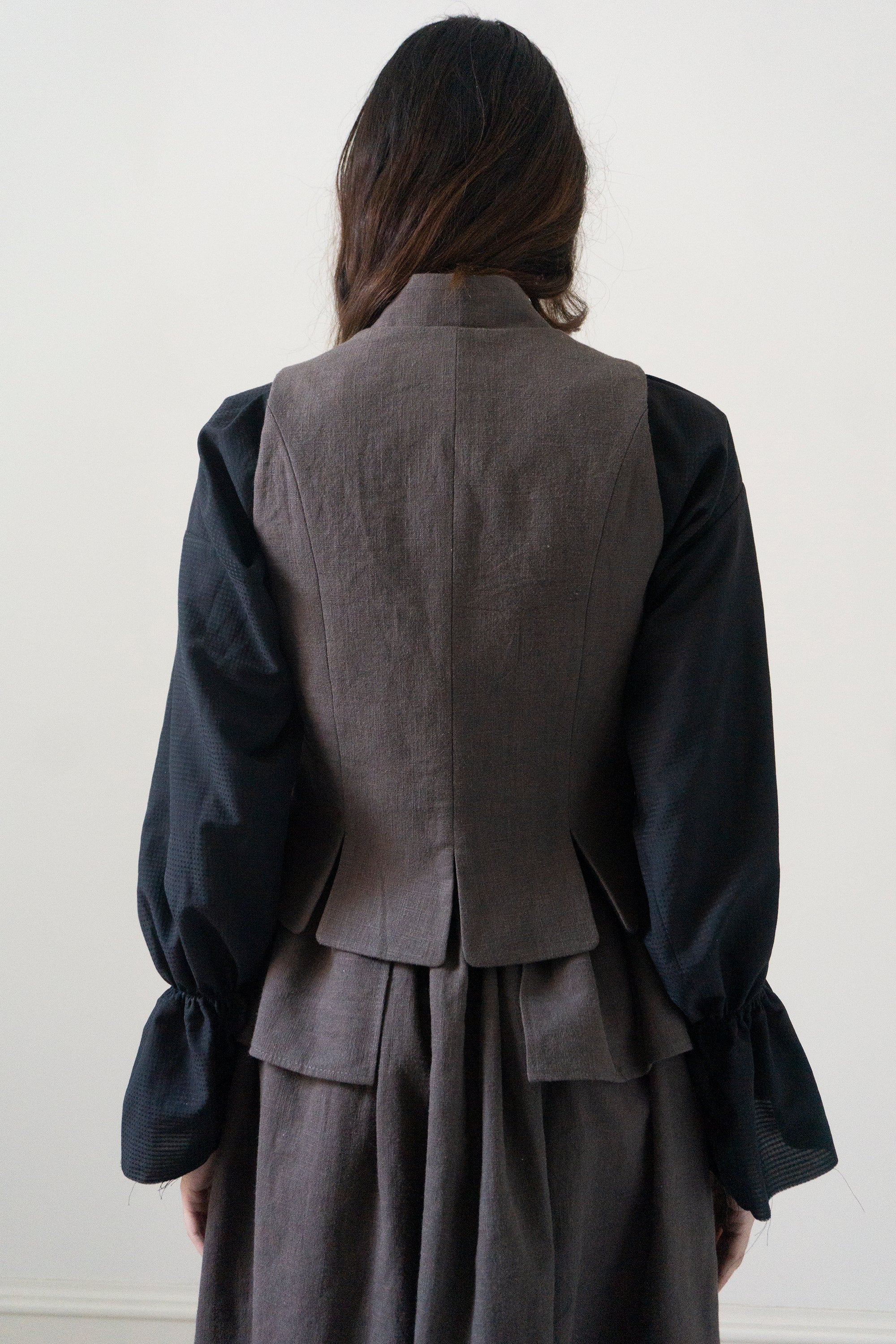 Fiora Linen Waistcoat - Brown