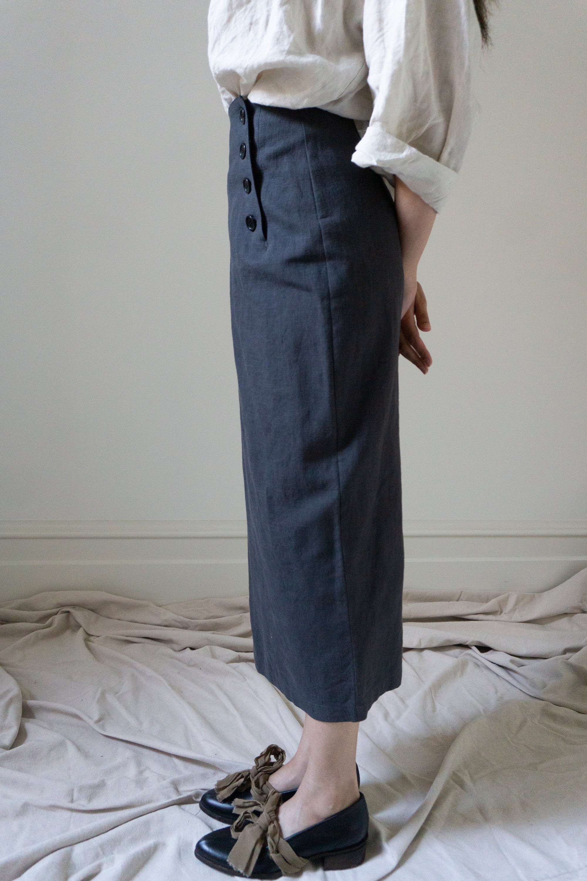 Nora Linen Skirt - Slate (SIZE XS)