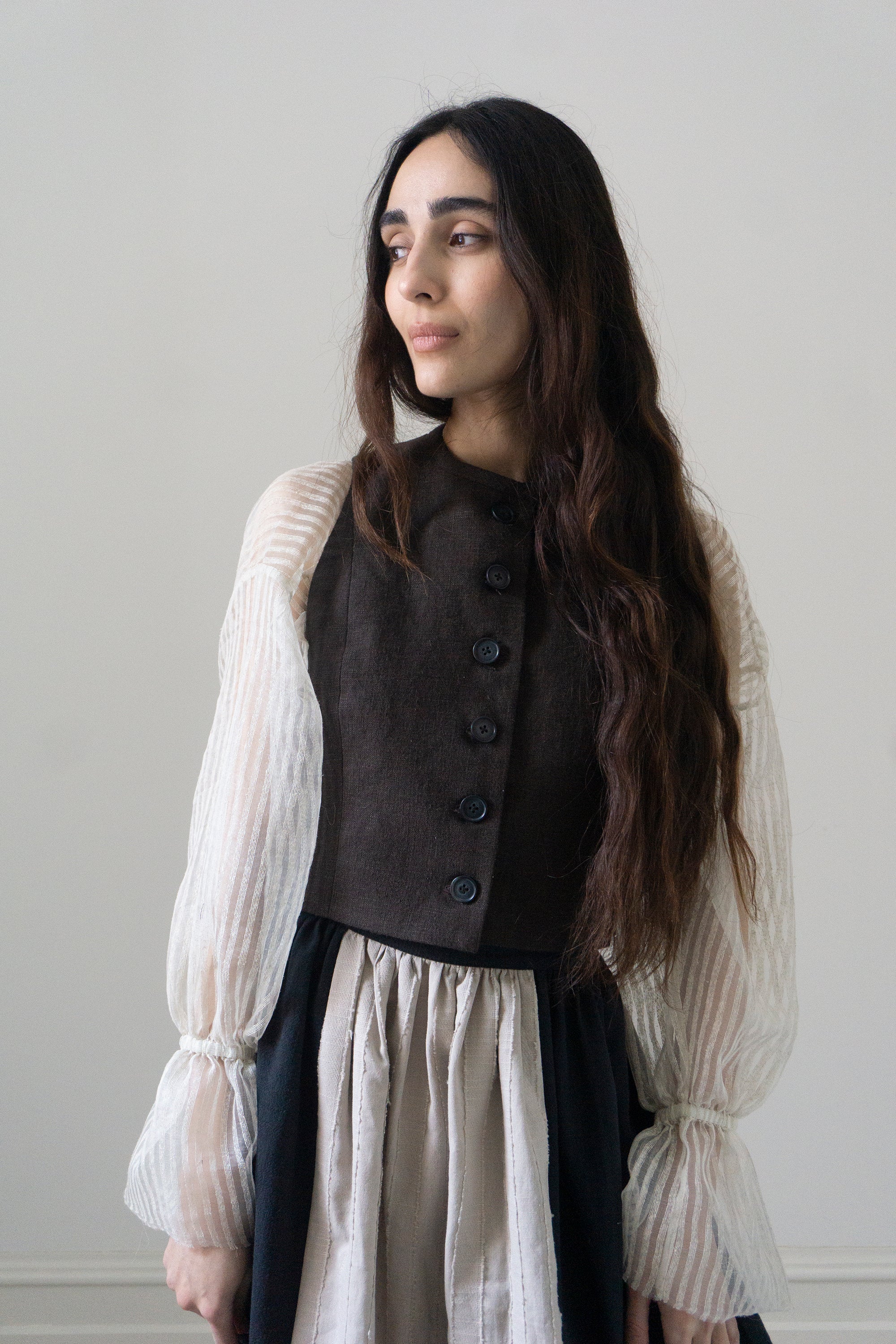 Tove Linen Waistcoat - Clove