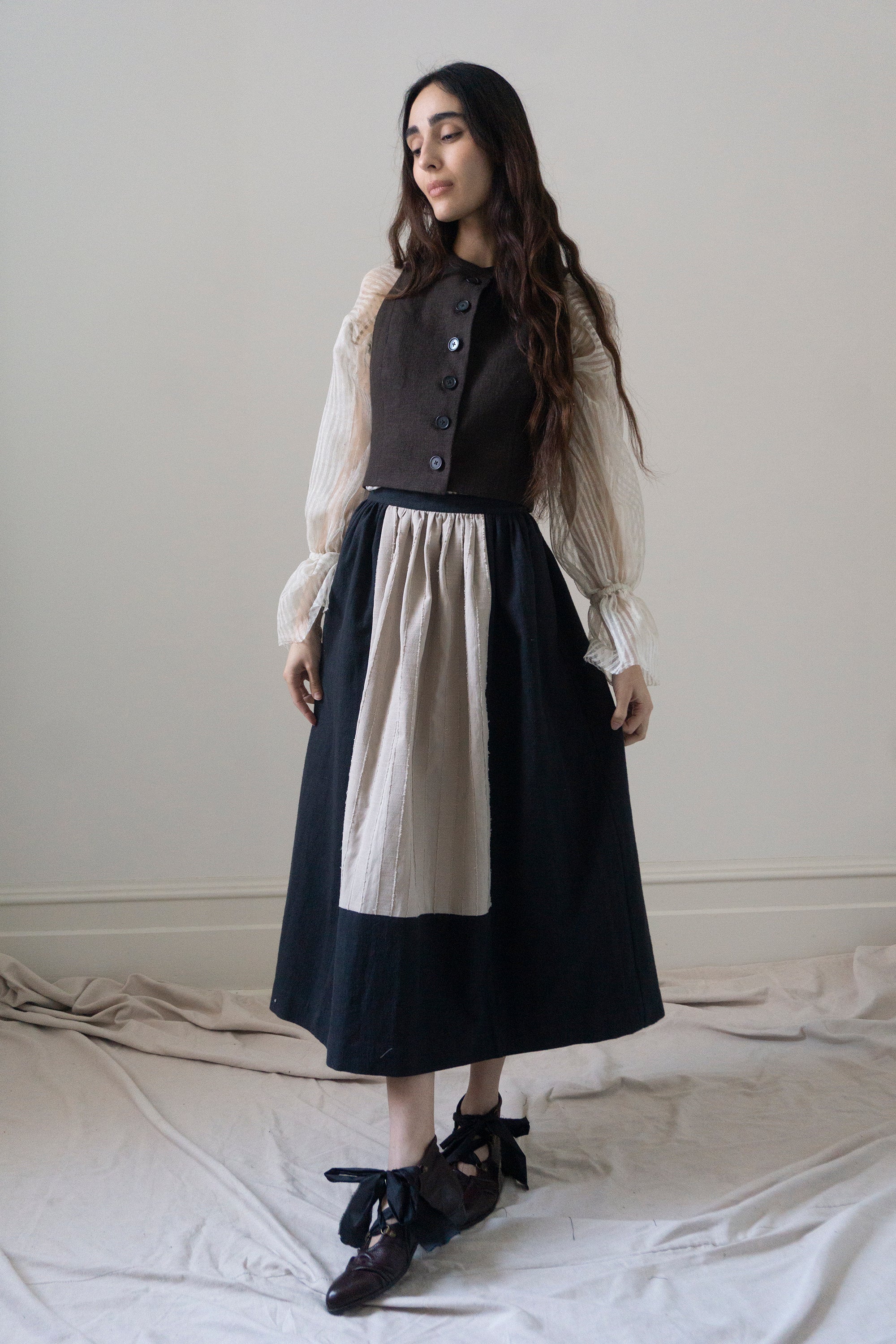 Tove Linen Waistcoat - Clove