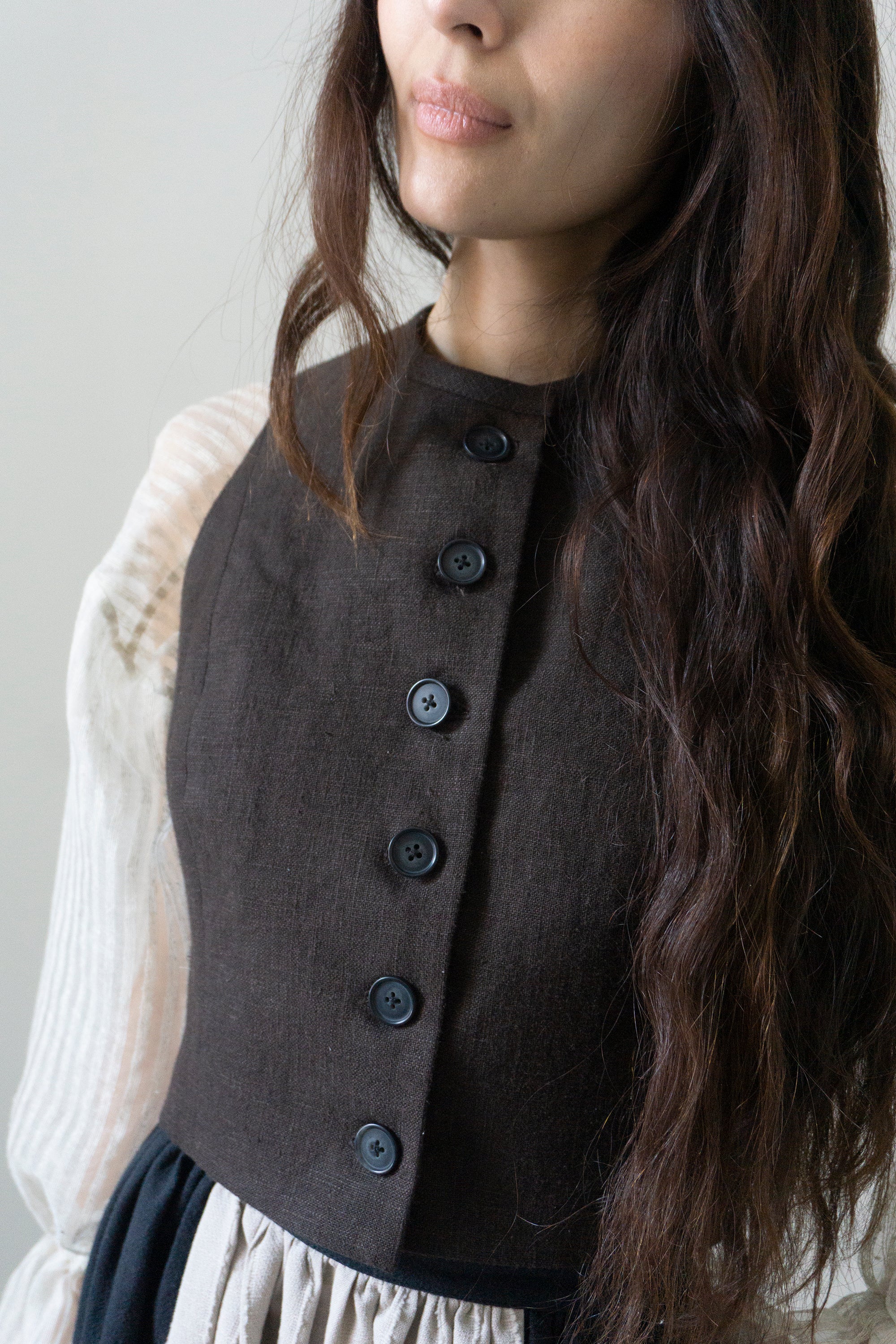 Tove Linen Waistcoat - Clove