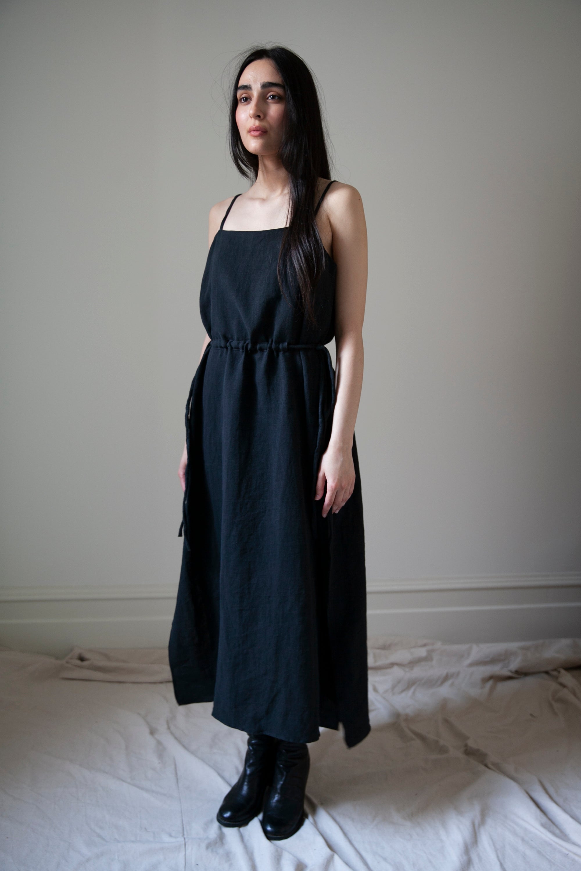 Prune Dress - Black Linen
