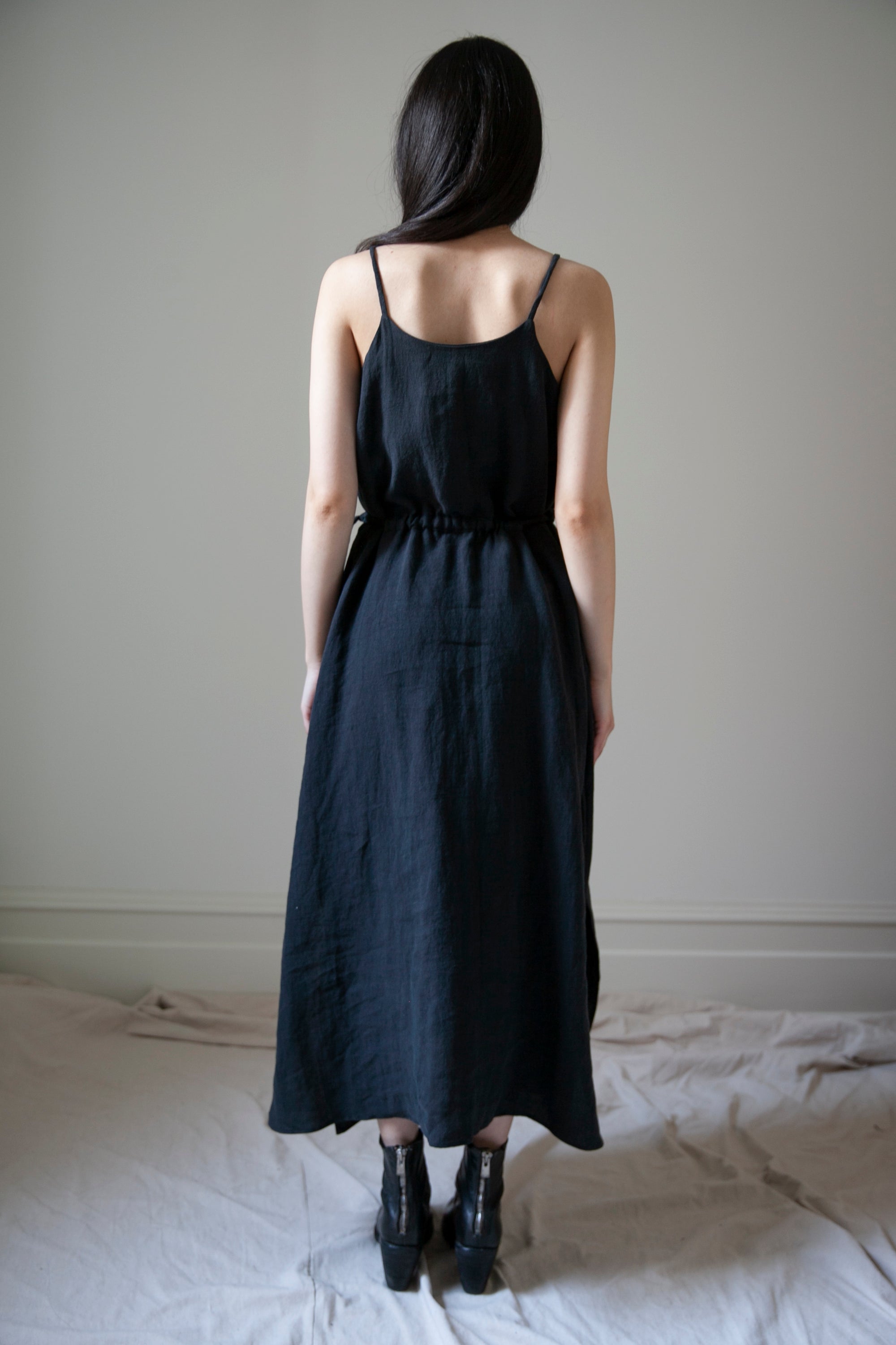 Prune Dress - Black Linen