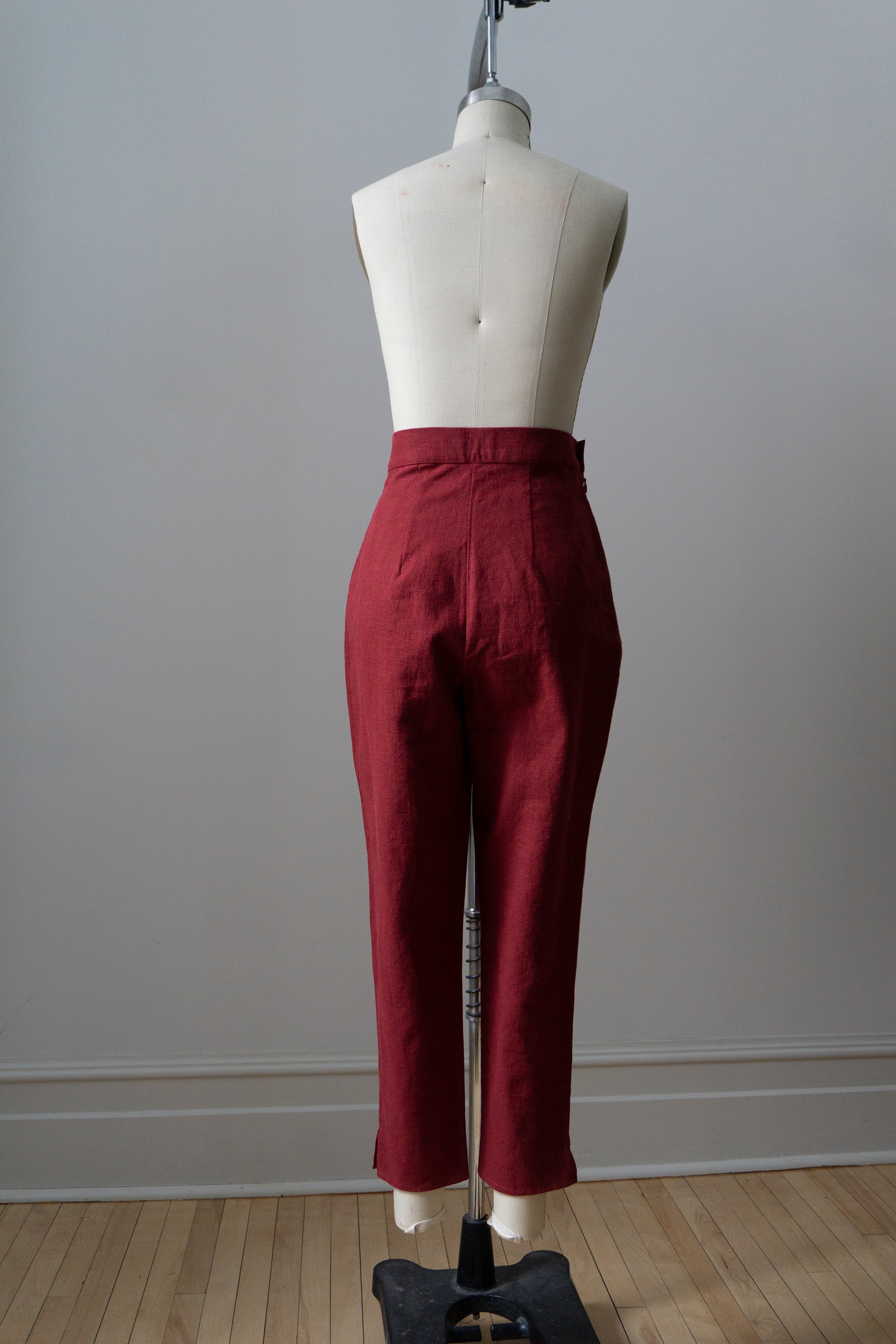 Simone Linen Trousers - Crimson (SIZE S)